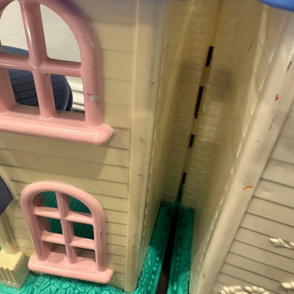 VINTAGE Fisher-Price Blue and Off White Cream Dollhouse Playhouse - Picture 3 of 10